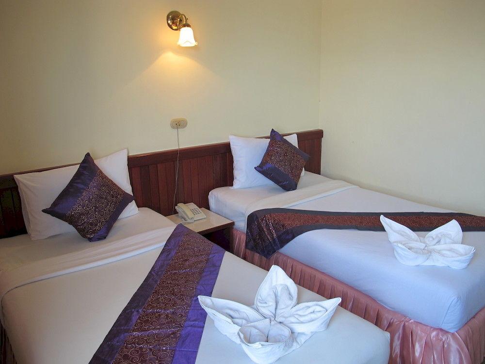 Chumphon Palace Hotel Bagian luar foto