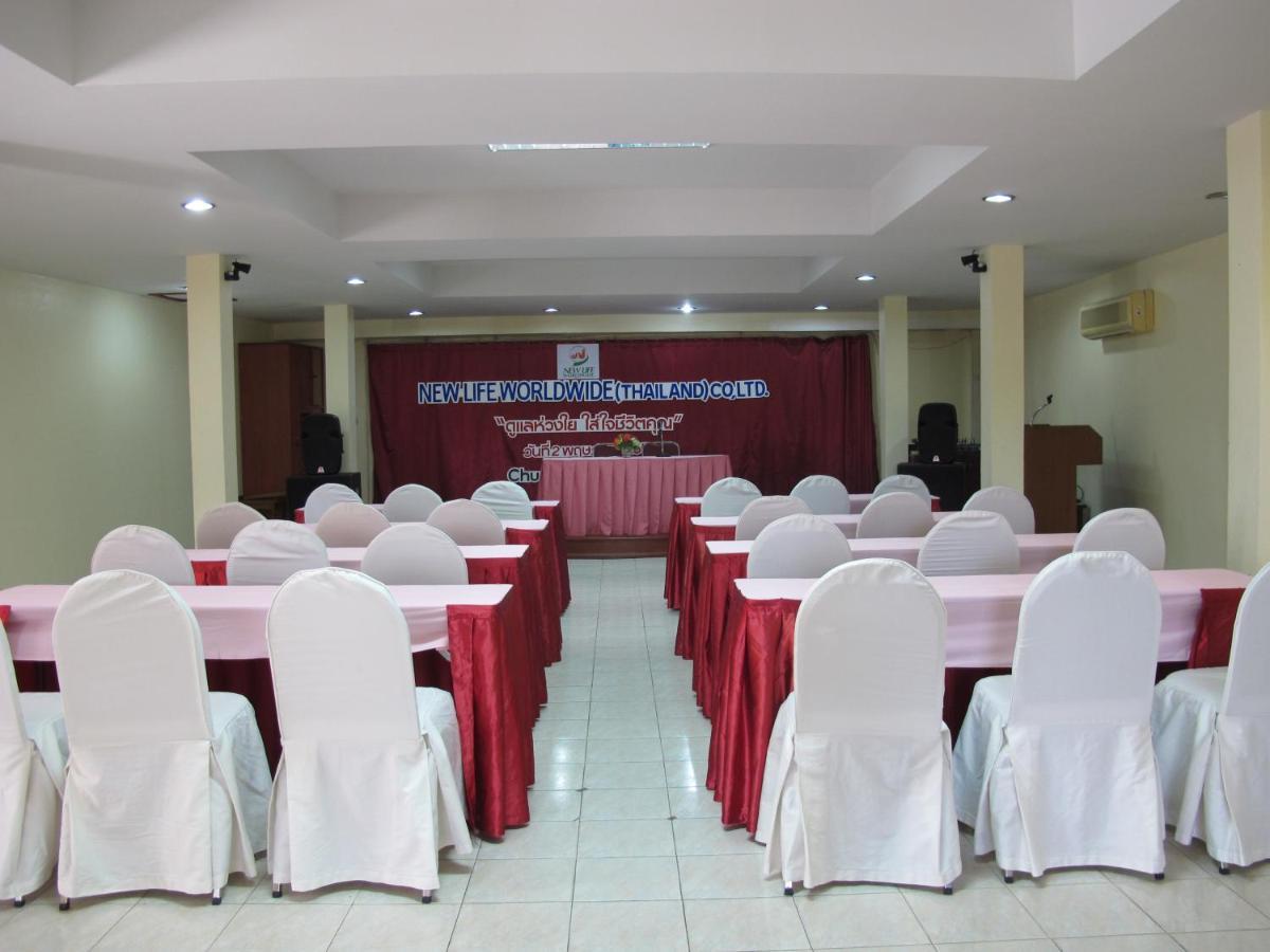 Chumphon Palace Hotel Bagian luar foto