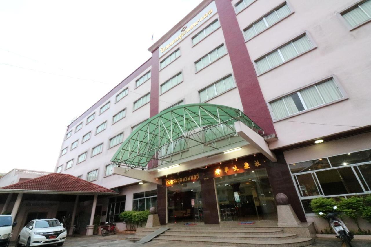 Chumphon Palace Hotel Bagian luar foto