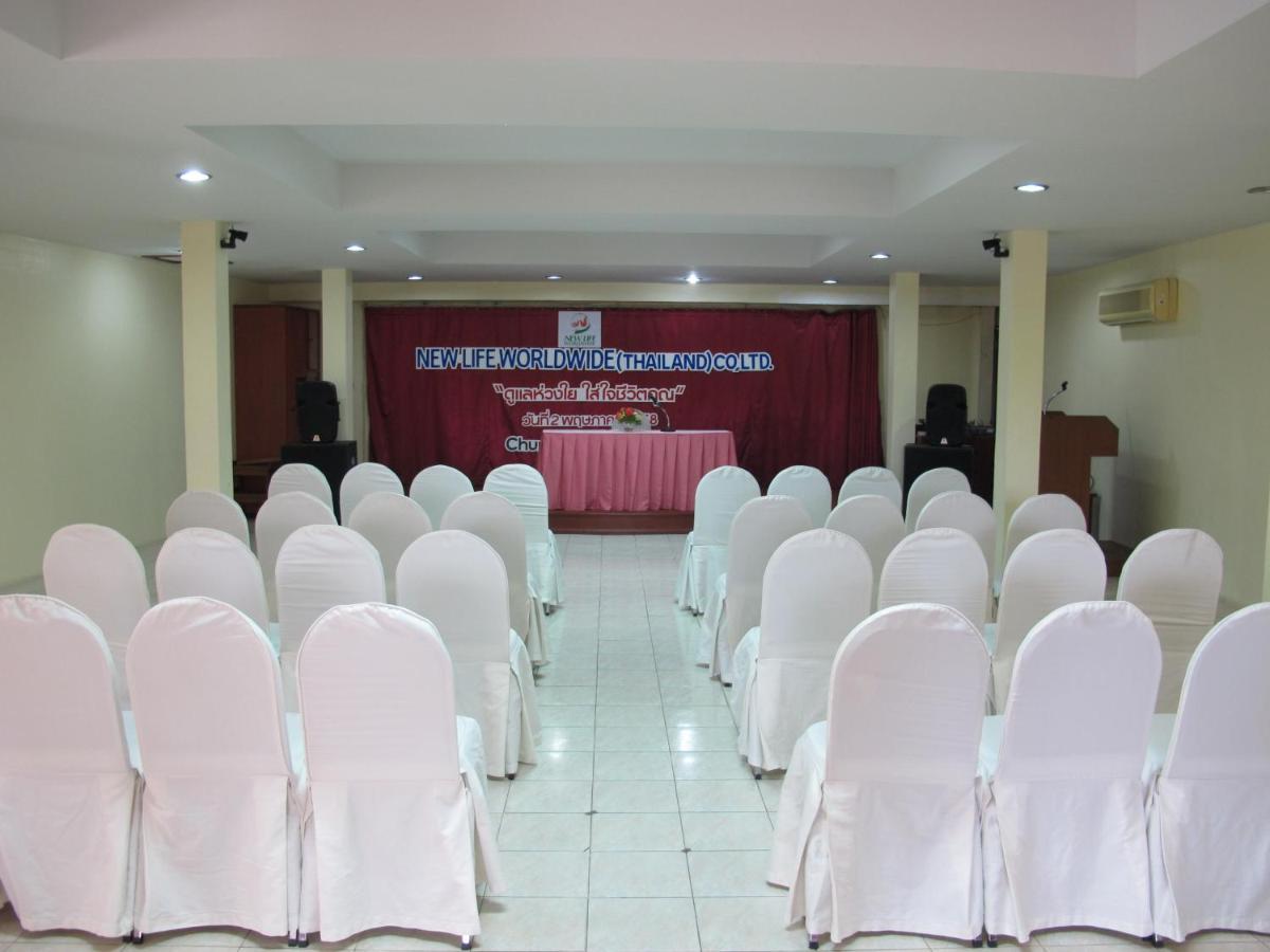 Chumphon Palace Hotel Bagian luar foto